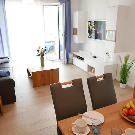Apartment Ensemble 30 Stra Baabe